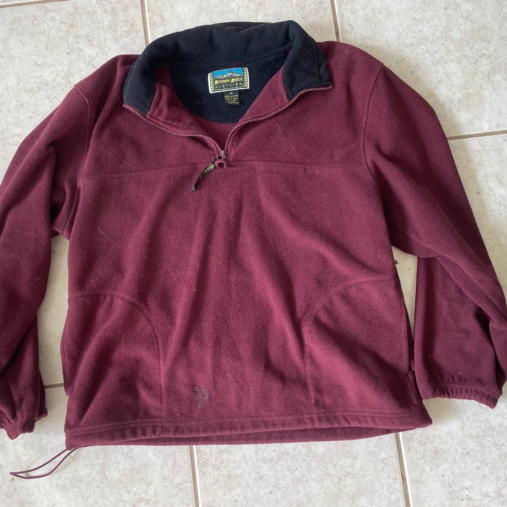 MAROON QUARTER ZIP FLEECE